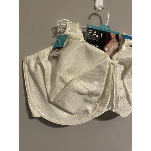 NWT‎ Bali Satin Tracings Smoothing Minimizer underwire bra 42DDD White - Picture 2 of 5